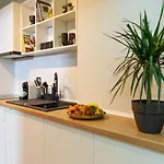 شقة Wonder - Old Town Centre I Cheap Carpark Nearby I Balcony *