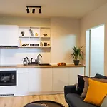 Wonder - Old Town Centre I Cheap Carpark Nearby I Balcony بوخارست