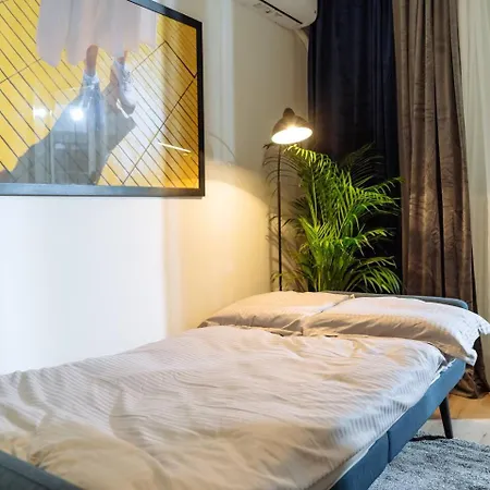 Wonder - Old Town Centre * Bukareszt