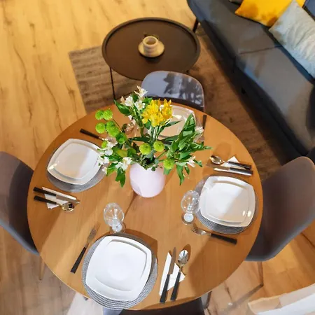 Appartement Wonder - Old Town Centre I Cheap Carpark Nearby I Balcony *