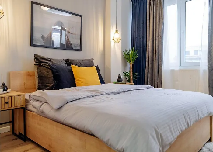 Wonder - Old Town Centre *