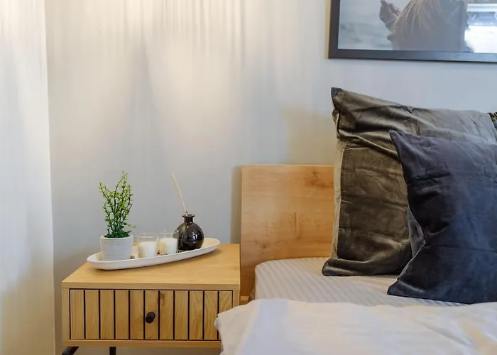 Wonder - Old Town Centre