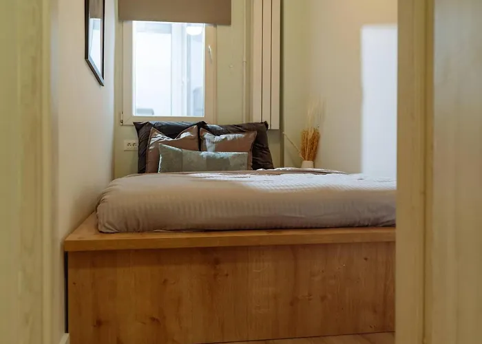 Wonder - Old Town Centre Apartment *