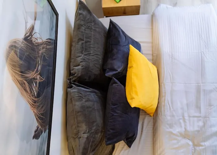 Wonder - Old Town Centre *